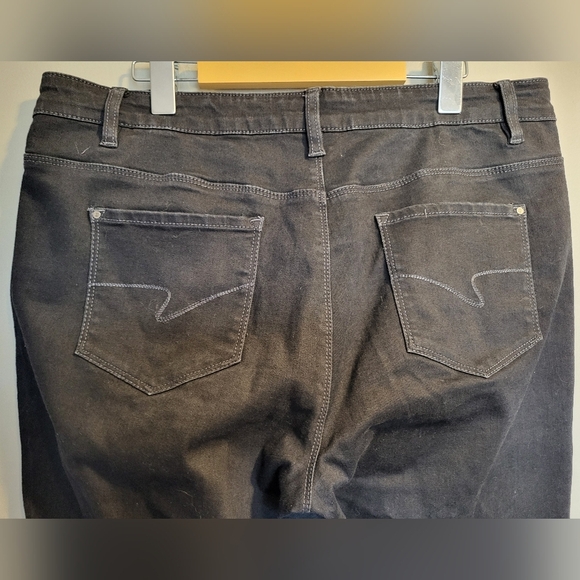 Santana Jeans Women Black, Size 14 (36) - Picture 4 of 6